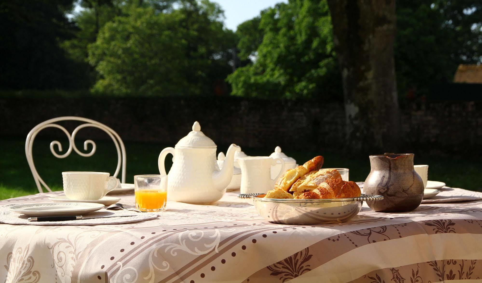 Chateau De La Giraudiere Villeny Zewnętrze zdjęcie